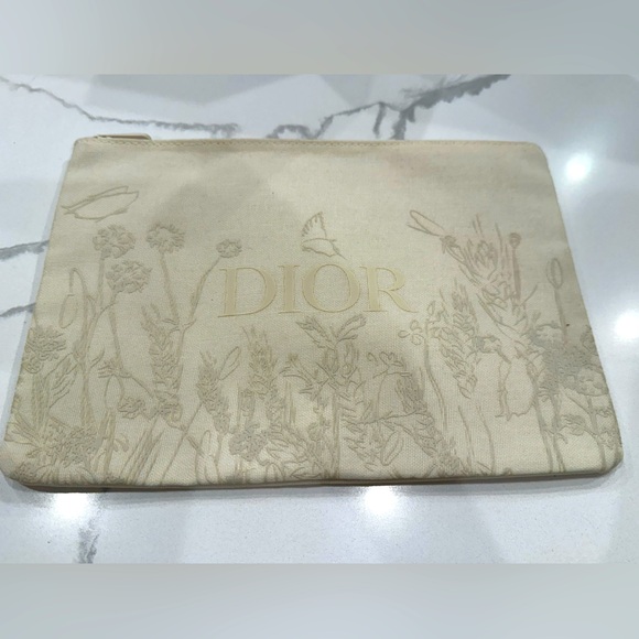 🎟️ Dior Beauty Large Floral Canvas Pouch🙏❤️😊✨ - Picture 1 of 4